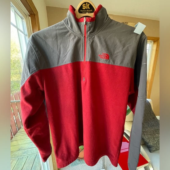 The North Face Other - The North Face Men’s 1/2 Zip Pull Over Red/Gray Jacket. Size Large.‎